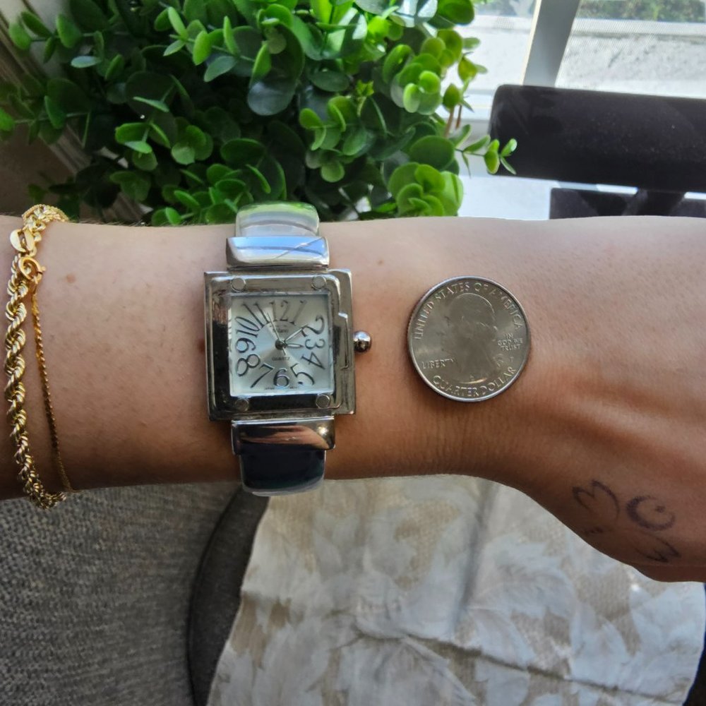 Lady's Milano Quartz Silver Tone Cuff Watch - Picture 8 of 16